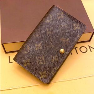 Louis Vuitton Vintage Bifold wallet,